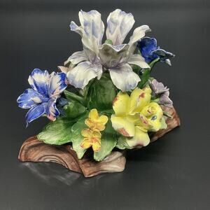 Vtg Capodimonte Napoleon Large Floral Arrangement on Branch/Log Centerpiece 9"